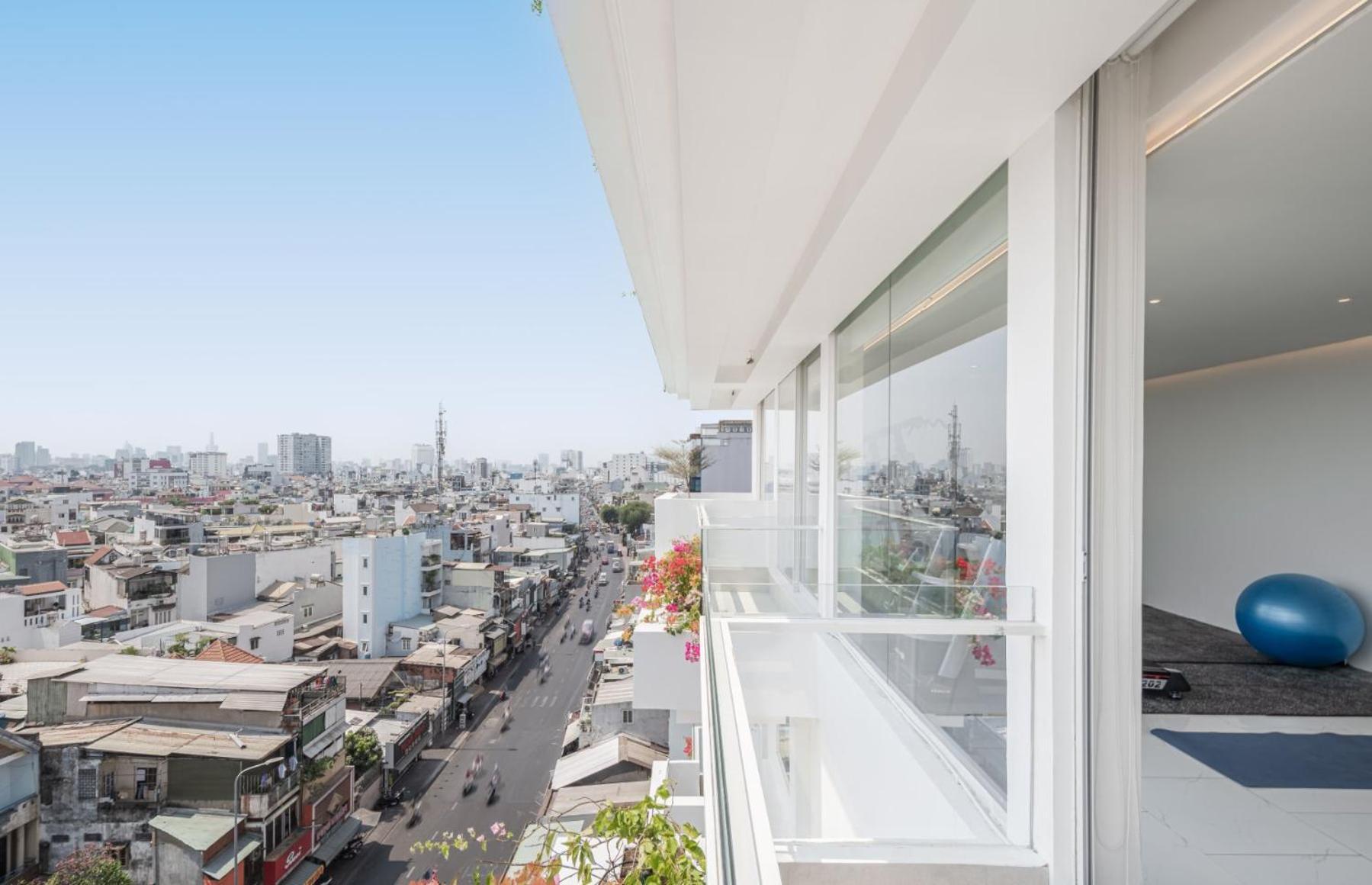 M Village Nguyen Kiem - Cosmo Airport Hotel 胡志明市 外观 照片